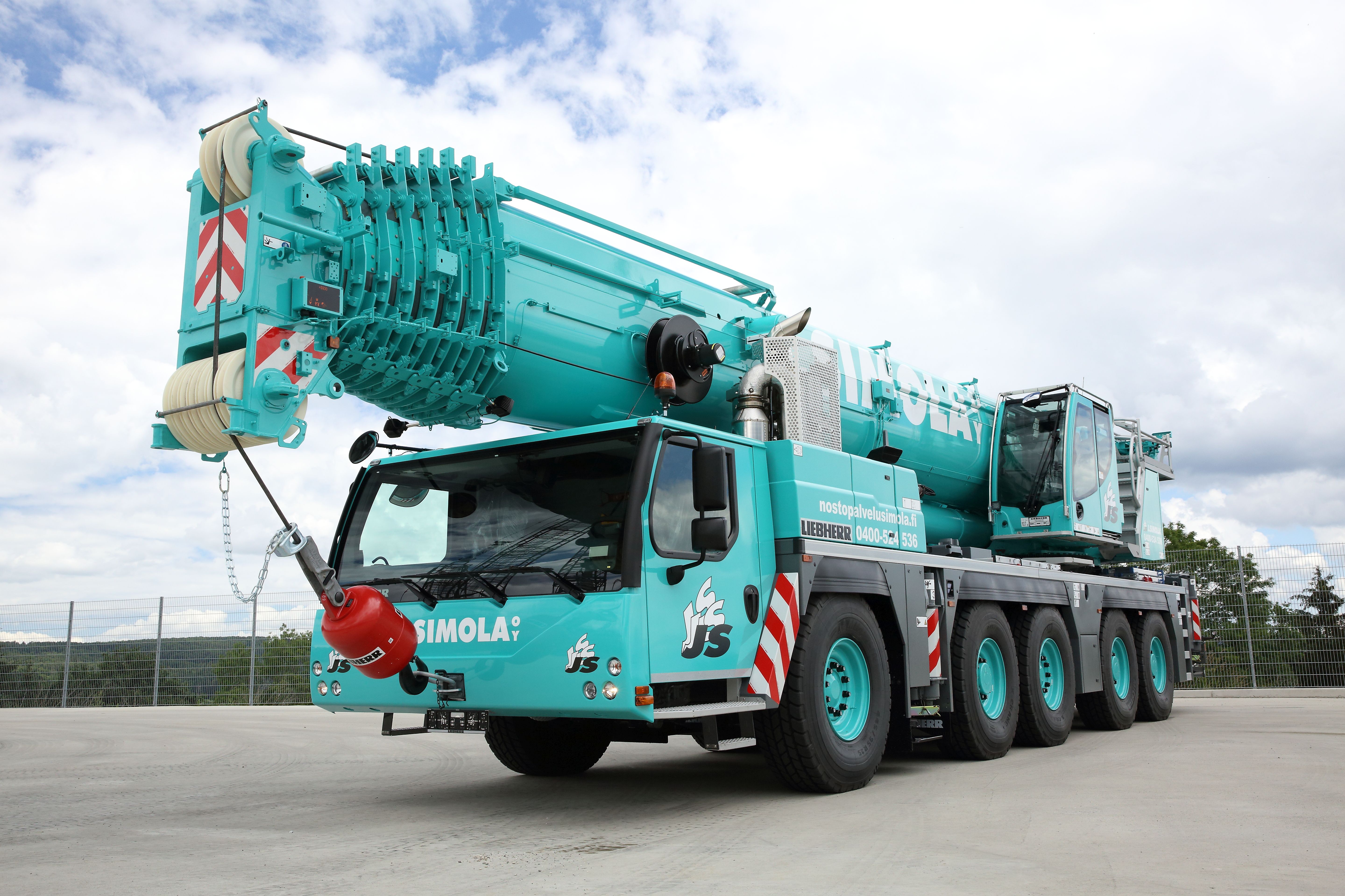 Liebherr LTM 1230-5.1